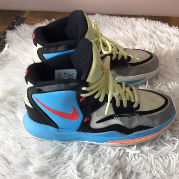 Nike Kids Kylie Infinity SE - Picture 2 of 12